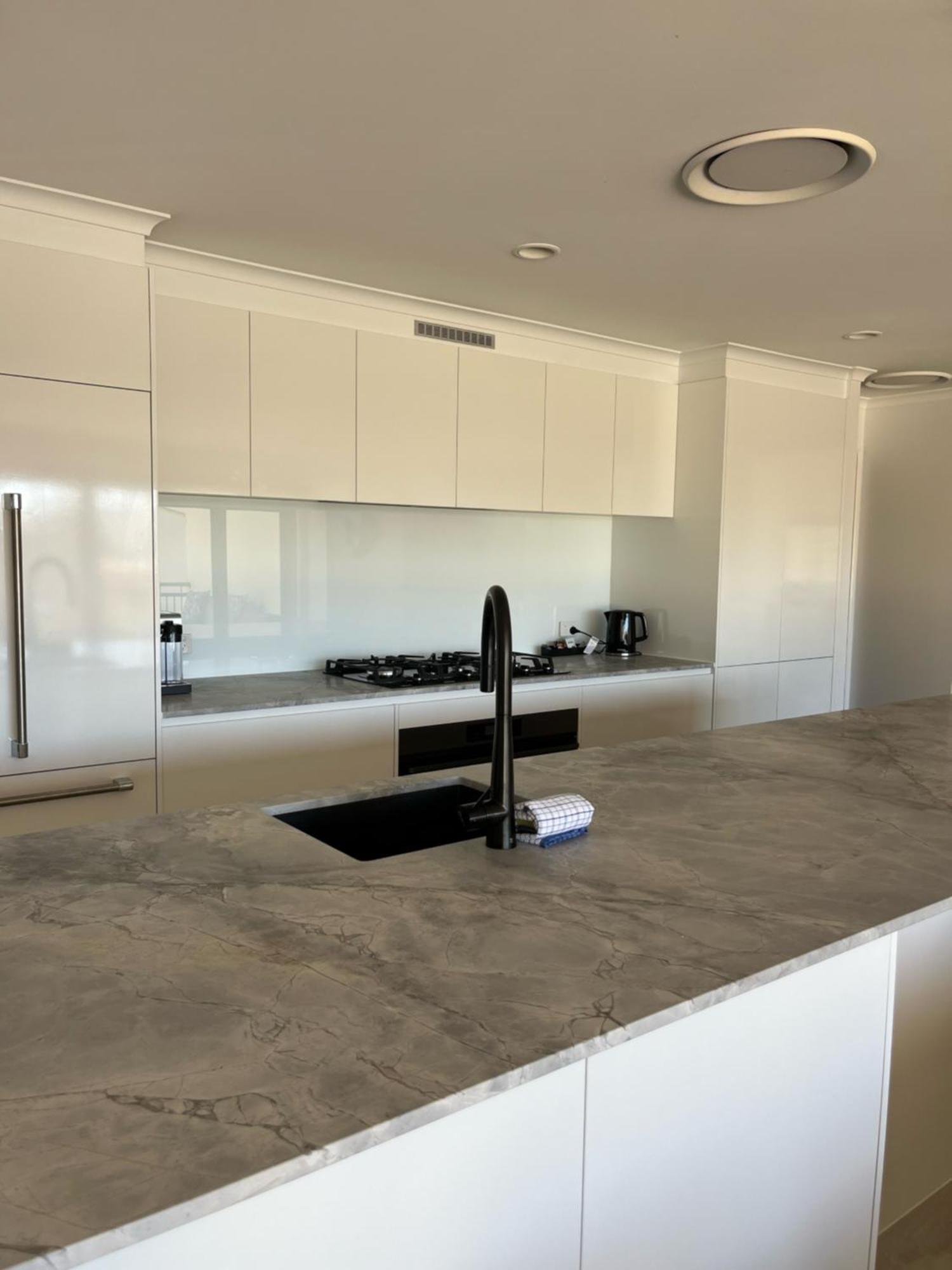 The Village Holiday Apartments At Burleigh Heads Gold Coast Extérieur photo